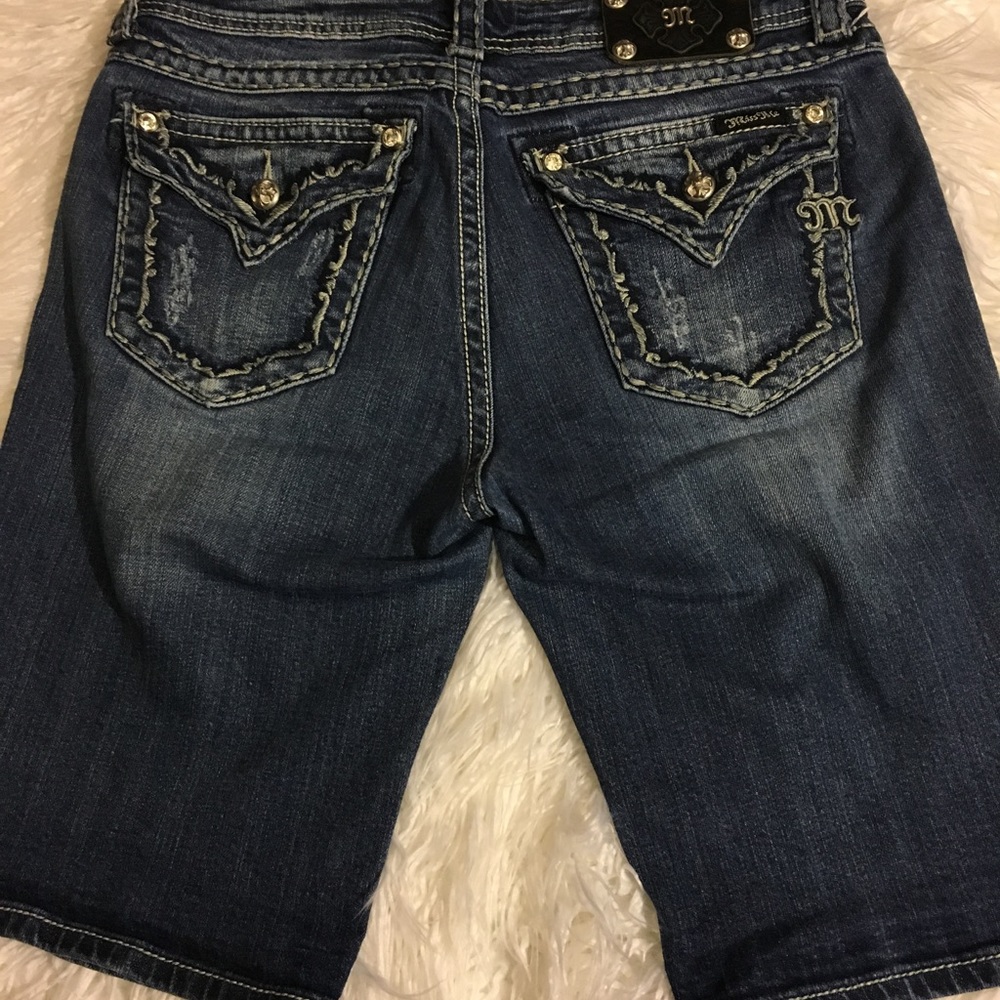 Miss Me Boyfriend Bermuda jean shorts sz 29